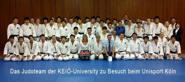 Das Judoteam der Keio-Universität beim Unisport